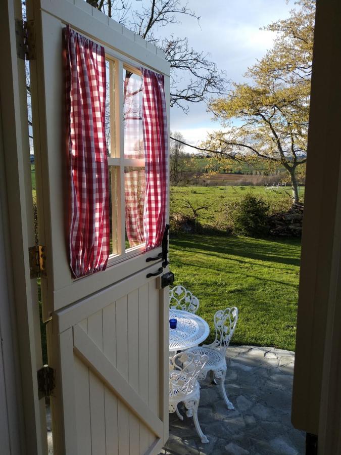 The English Shepherds Hut @ Les Aulnaies Echauffour 外观 照片